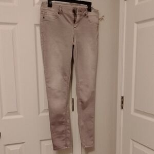 Stylish Gray Skinny Jeans